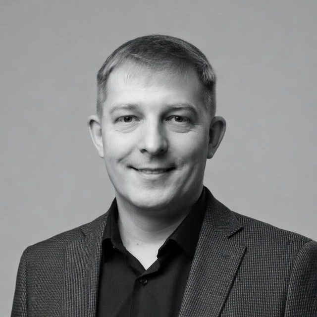 Яков Очаковский — генеральный директор (CEO), сооснователь